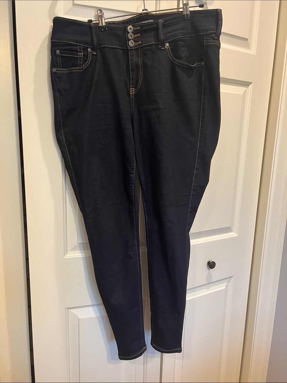 Torrid Dark Blue Jeggings
